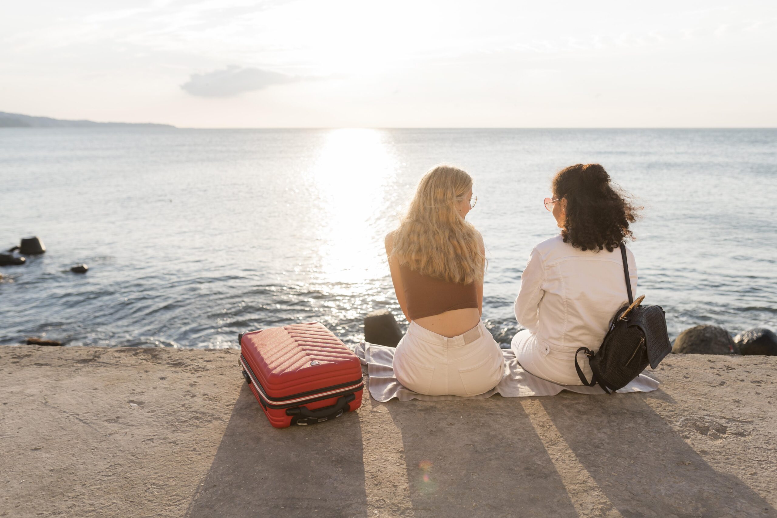 🏡 Переезд в Севастополь: плюсы, минусы и подводные камни от местных жителей 🌊